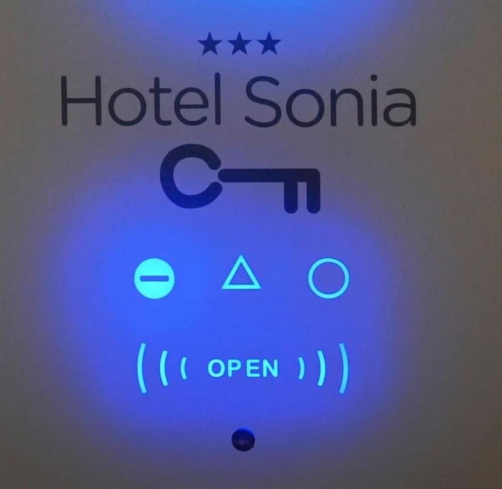 Hotel Sonia Trieste Exterior photo